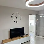 Alex's * Durrës